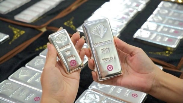 Giá bạc hôm nay 15/6/2026: Bật tăng mạnh
