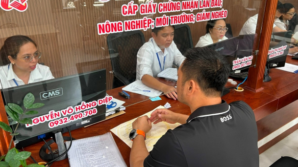 Đà Nẵng thí điểm phân cấp ký cấp giấy chứng nhận quyền sử dụng đất