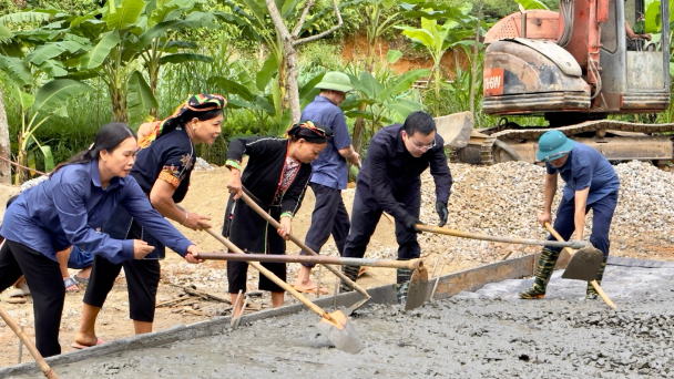 Phó Thủ tướng Chính phủ ký quyết định công nhận huyện Yên Bình đạt chuẩn NTM