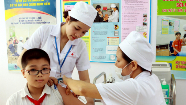 Chính phủ mua 21,9 triệu liều vacxin phòng Covid-19 của Pfizer cho trẻ em