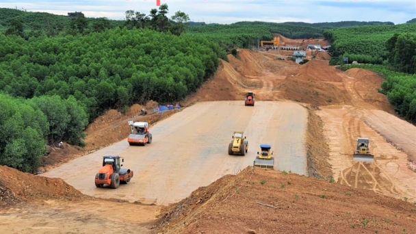 Bộ GTVT yêu cầu kiểm điểm nhà thầu cao tốc QL45-Nghi Sơn