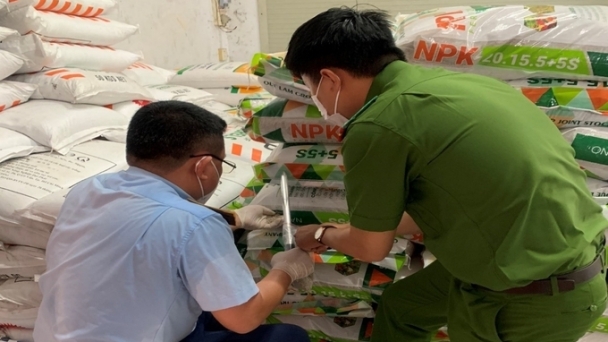 Lộ diện thêm nhiều công ty cung ứng phân bón giả, kém chất lượng