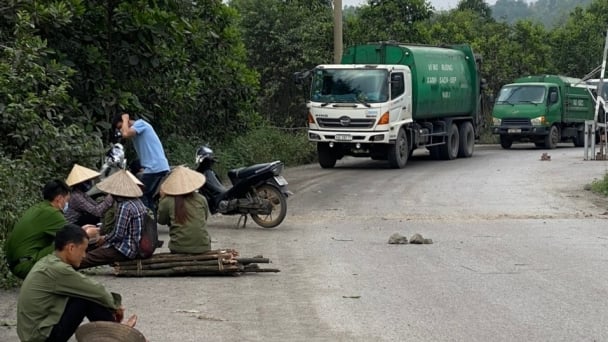 Người dân phàn nàn vì mùi rác, Hạ Long khẳng định sẽ di dời