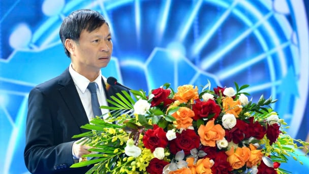 Cần bỏ tư duy ‘không quản được thì cấm’