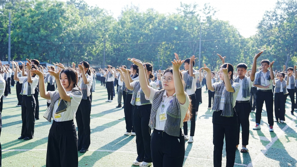 Đại học Trà Vinh đồng diễn Saravan, đề cử vào Bản đồ Tinh hoa Việt