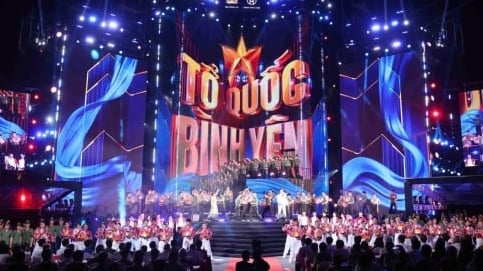 Gala ‘Tổ quốc bình yên’ kỷ niệm 80 năm lực lượng An ninh nhân dân