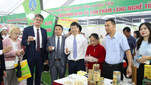 Trải nghiệm các gian hàng tại Hội chợ AgroViet 2023