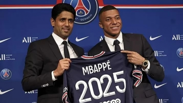Tiền đạo Mbappe xung đột với chủ tịch PSG vì không 'cảm ơn'