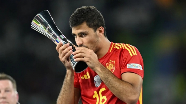 Tiền vệ Rodri là cầu thủ hay nhất EURO 2024