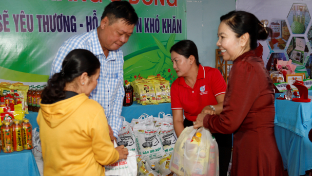 Sôi nổi ngày hội Phụ nữ khởi nghiệp sáng tạo xanh