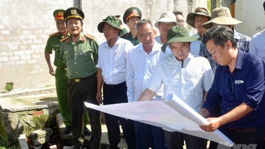 Phó Thủ tướng Trần Lưu Quang kiểm tra sạt lở tại Bạc Liêu và Cà Mau