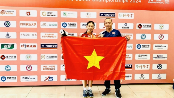 Nữ VĐV cầu lông 13 tuổi giành HCB trẻ châu Á