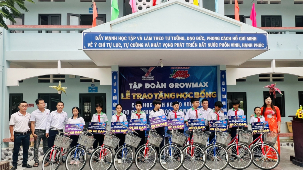 Quỹ khuyến học GrowMax tặng gần 200 xe đạp cho học sinh Bạc Liêu