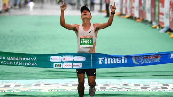 Nguyên Thanh, Ngọc Hoa vô địch Tiền Phong Marathon 2025