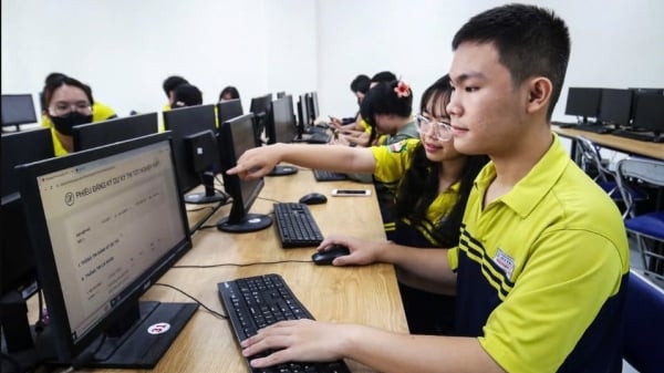 Thí sinh cả nước bắt đầu đăng ký dự thi tốt nghiệp THPT