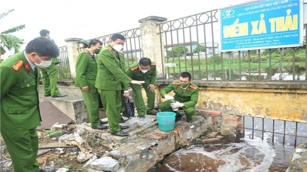 Nâng mức phạt tù, tiền đối với tội phạm môi trường