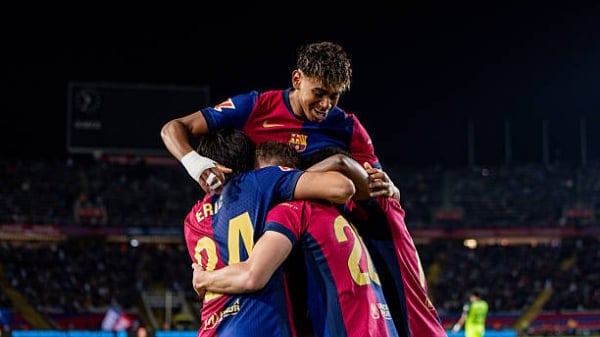 Barcelona nới rộng cách biệt với Real Madrid tại La Liga