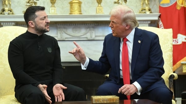 Tổng thống Trump cảnh báo ông Zelensky 'đàm
phán hòa bình hoặc mất nước'