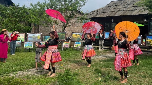 Du lịch văn hóa bản địa lên ngôi