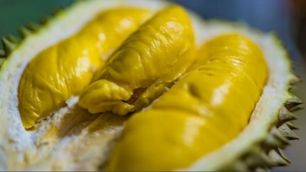 China tightens safety rules amid dip in Thai durian exports