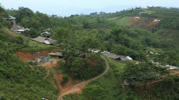 Một năm thử lửa nơi đỉnh trời Trạm Tấu