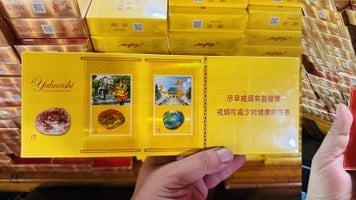 Khởi tố tài xế taxi vận chuyển hơn 2.700 bao thuốc lá lậu