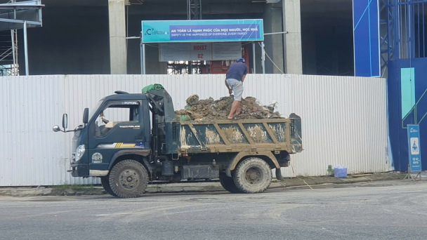 Buông lỏng quản lý hay thách thức pháp luật?