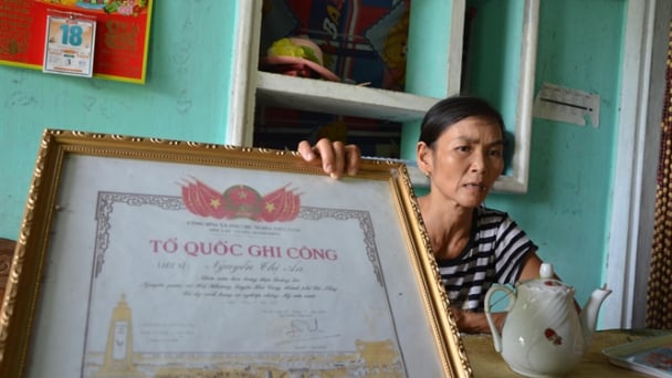 Chị Ân về nhà