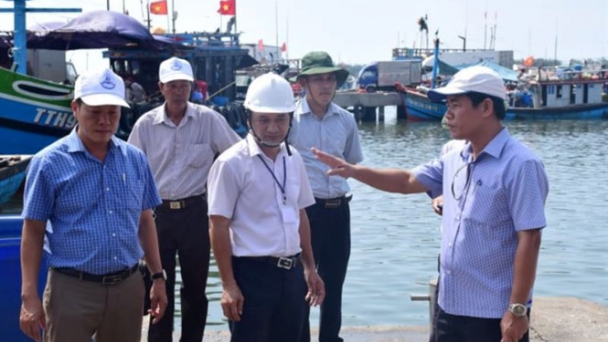 TT - Huế kiểm tra công tác chống khai thác hải sản bất hợp pháp