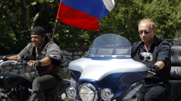Không có Putin thì không có Nga như ngày nay
