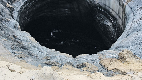 Những hình ảnh bí hiểm về “cổng địa ngục” ở Siberia