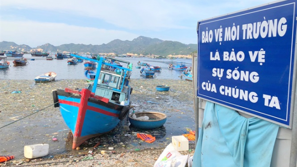 Rác thải biển tác động lớn đến đời sống ngư dân