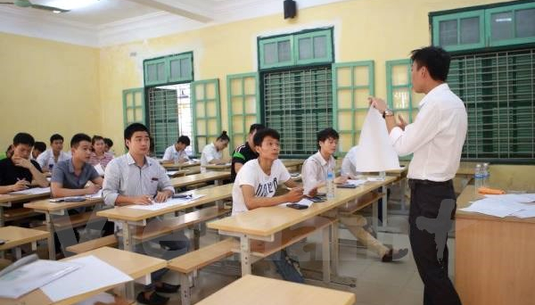 Bộ Giáo dục khẳng định không có độc quyền trong công bố điểm thi THPT