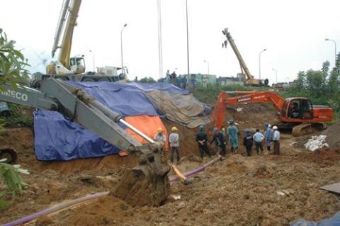 Trung Quốc làm đường nước sông Đà: Gang dẻo có thể nhiễm chì hại trẻ em