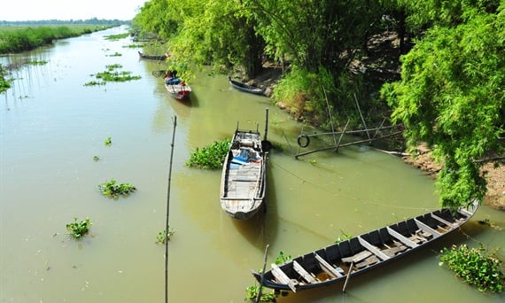 Hạn hán khốc liệt do thiên tai và nhân tai