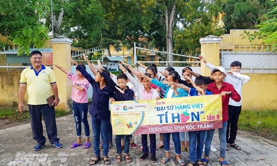 Thắp sáng những ước mơ cho trẻ em nghèo