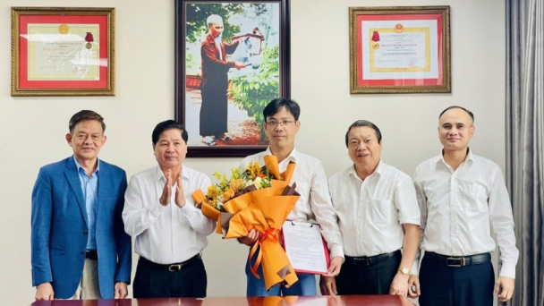Tạp chí Kinh tế nông thôn có Phó Tổng Biên tập mới