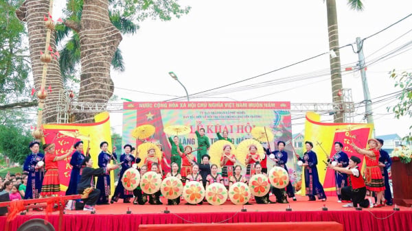 Khai mạc Lễ hội truyền thống làng Yên Trường