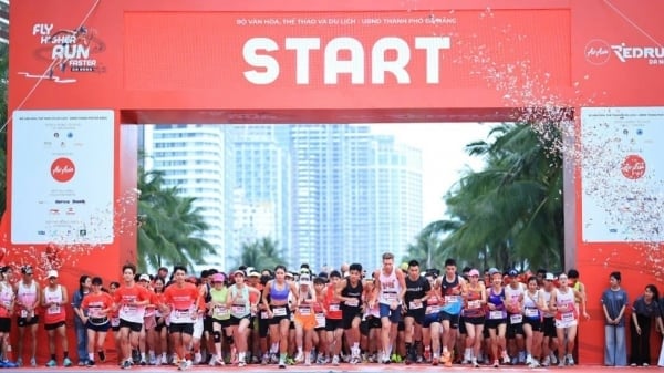 Gần 8.000 vận động viên tham gia Giải chạy AirAsia RedRun Đà Nẵng 2026