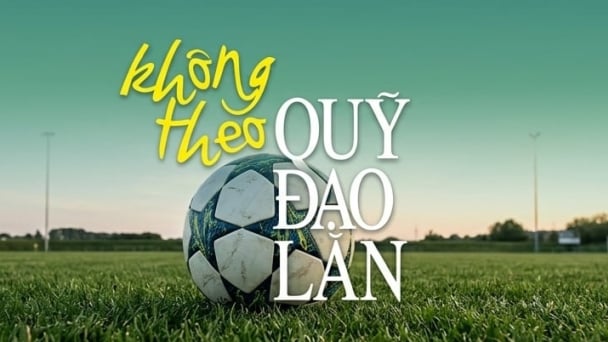 Mùa World Cup nhìn theo trái bóng bay qua trang thơ