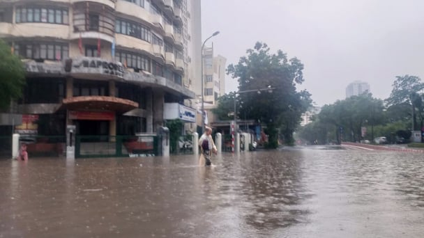 Hà Nội triển khai đồng bộ giải pháp giảm thiểu thiệt hại do thiên tai