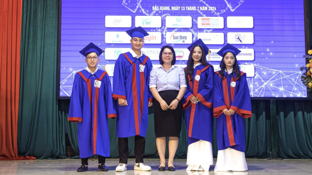 100% tân cử nhân Đại học Nông - Lâm Bắc Giang được bố trí việc làm