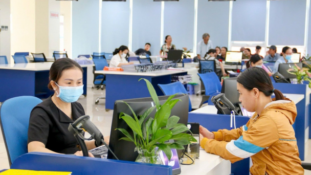 Bộ Nội vụ đề xuất bỏ ngạch công chức thay bằng vị trí việc làm
