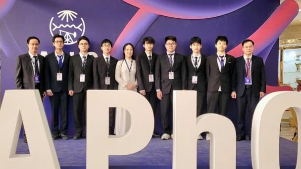 Cả 8 học sinh Việt Nam đều 'gặt' huy chương tại Olympic Vật lý châu Á