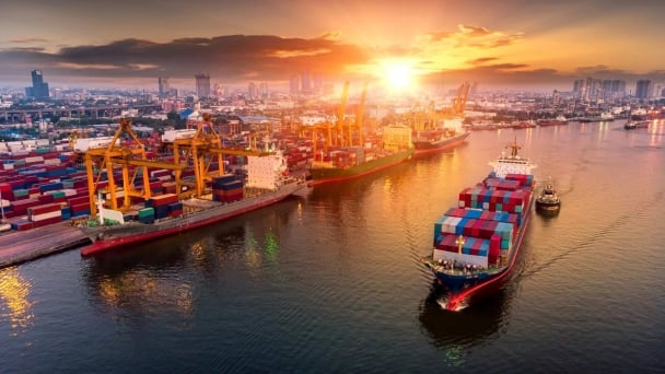 Tăng trưởng kinh tế cao nhất trong hơn thập kỷ tạo đà bứt phá cuối năm