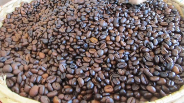 Coffee prices on April 4, 2025: Mixed fluctuations