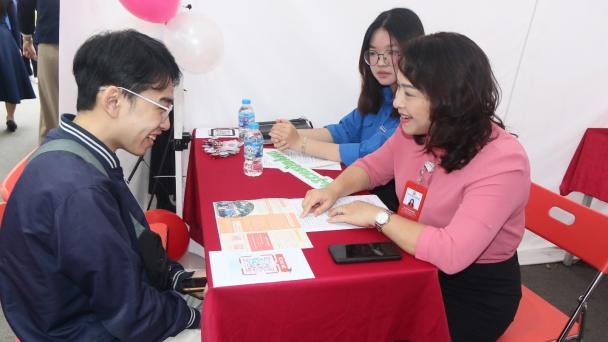 Sôi động AJC Open Day - Job Fair 2025: Cầu nối tri thức và nghề nghiệp