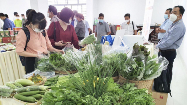 WinMart/WinMart+ kết nối tiêu thụ nông đặc sản Đồng Tháp