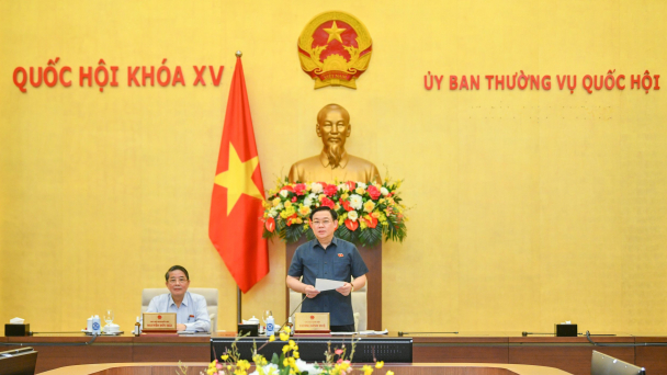 Quốc hội đồng ý giảm tiếp thuế bảo vệ môi trường xăng dầu từ 11/7