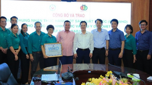 Nhà máy vacxin Dacovet của Dabaco được trao chứng nhận GMP-WHO